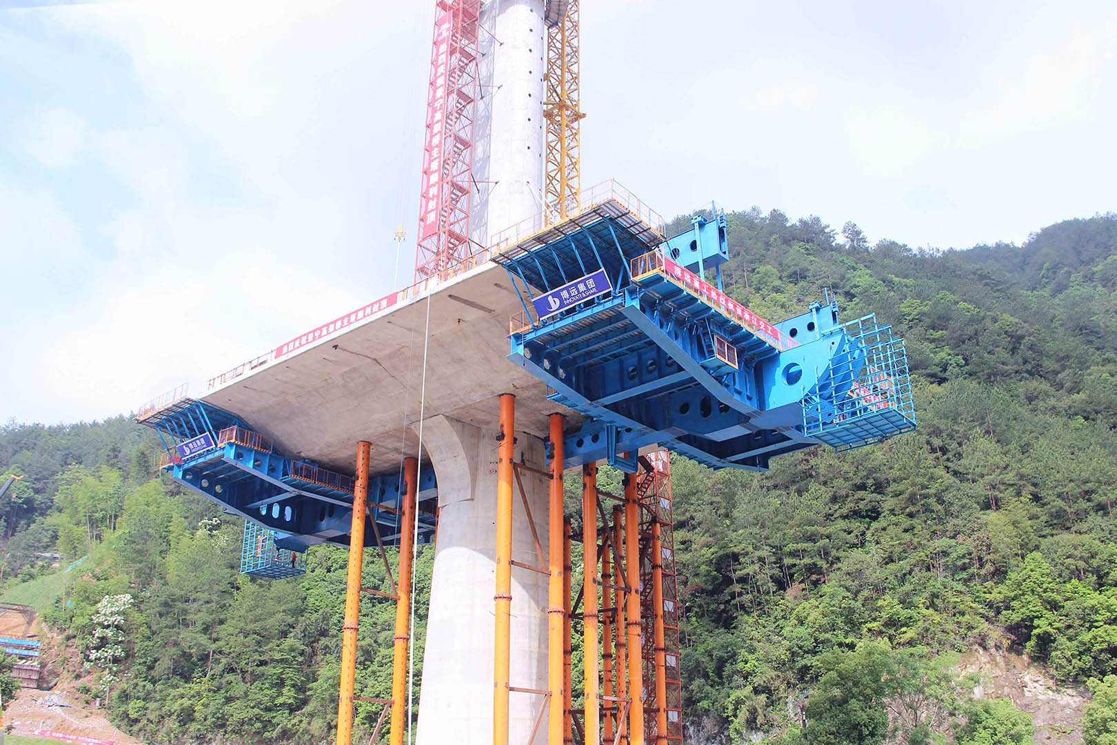 浙江交工景寧高架橋牽索掛籃項目